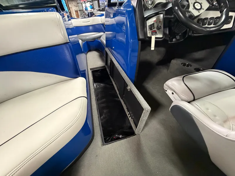 Slide: The Image of Moomba Outback V 2011 - 48