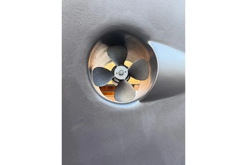 Slide: The Image of Propeller of a 1990 Seaton Long Range Cruiser, close-up view. - 38