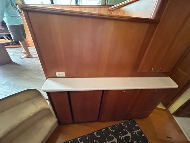 Slide: The Image of Interior of a 2003 Silverton 42 Convertible yacht. - 37