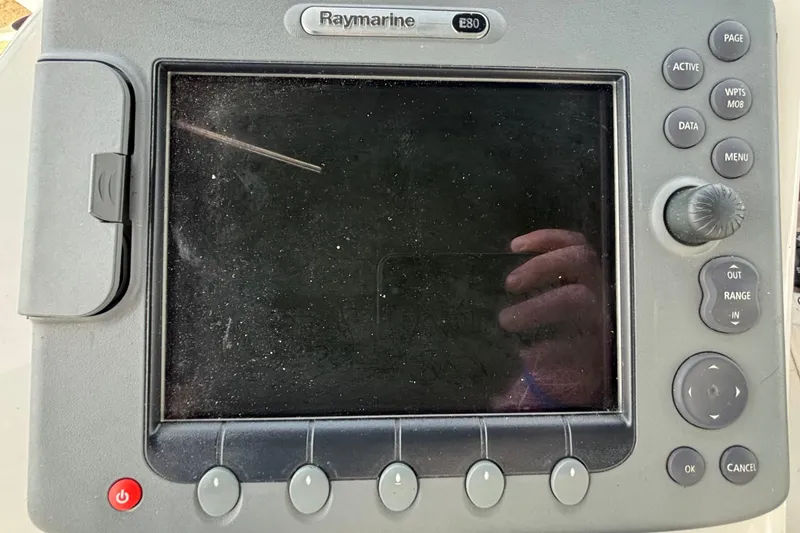 Slide: The Image of Raymarine E80 display on 1999 Silverton 453 Motor Yacht, showing navigation controls. - 21