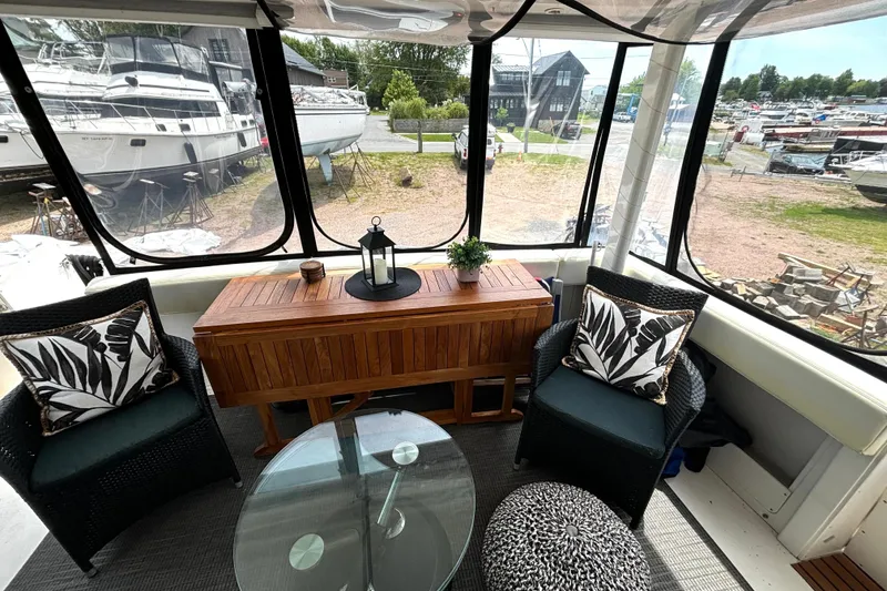 Slide: The Image of Silverton 453 Motor Yacht 1999 - 73