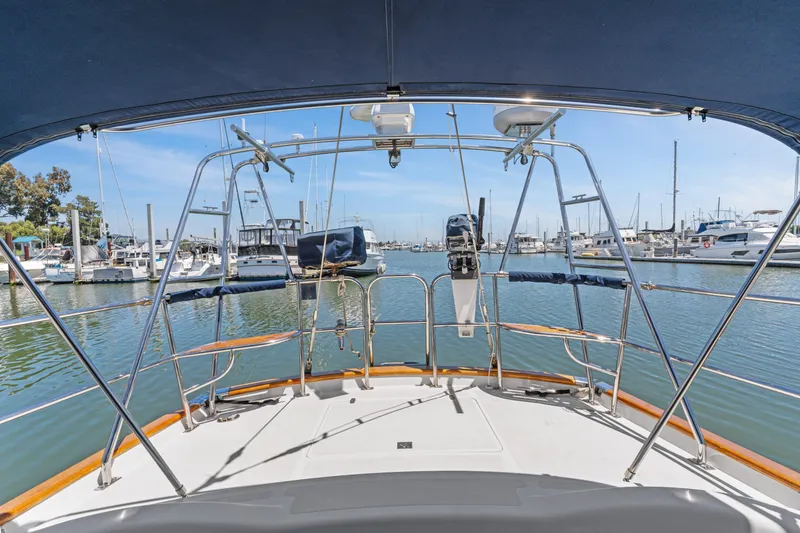 Slide: The Image of Sailboat deck view in marina, Pasport 51, 2009 model, sunny day. - 4