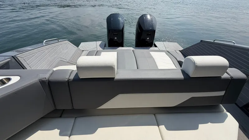 Slide: The Image of Cruisers 42 GLS 2023 - 59