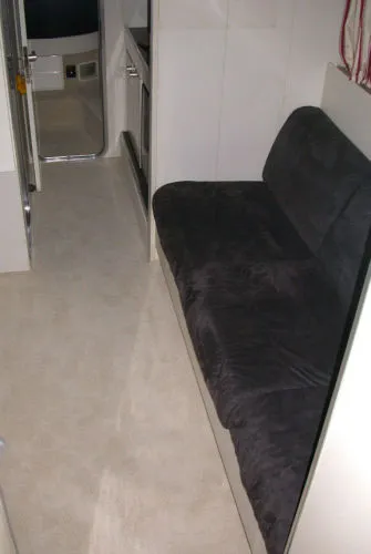 Slide: The Image of Photo 17 - 17