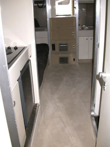 Slide: The Image of Photo 18 - 18