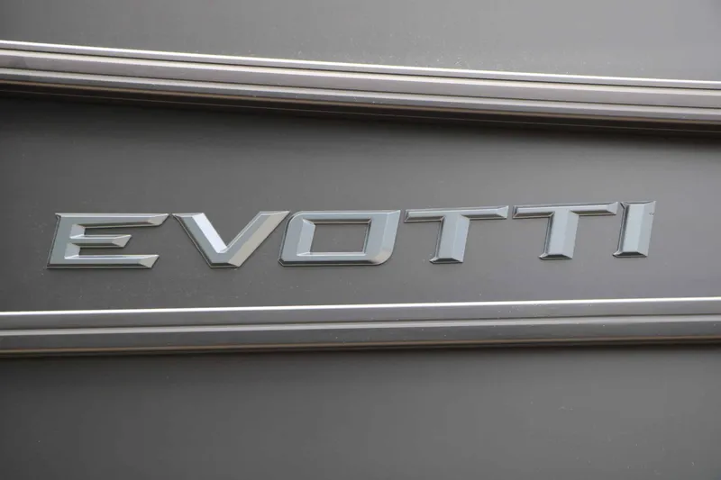 Slide: The Image of Evotti 523QL 2026 - 20