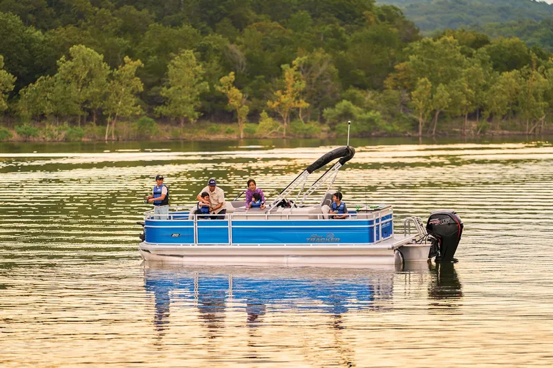Slide: The Image of Sun Tracker Fishin' Barge 20 DLX 2026 - 9