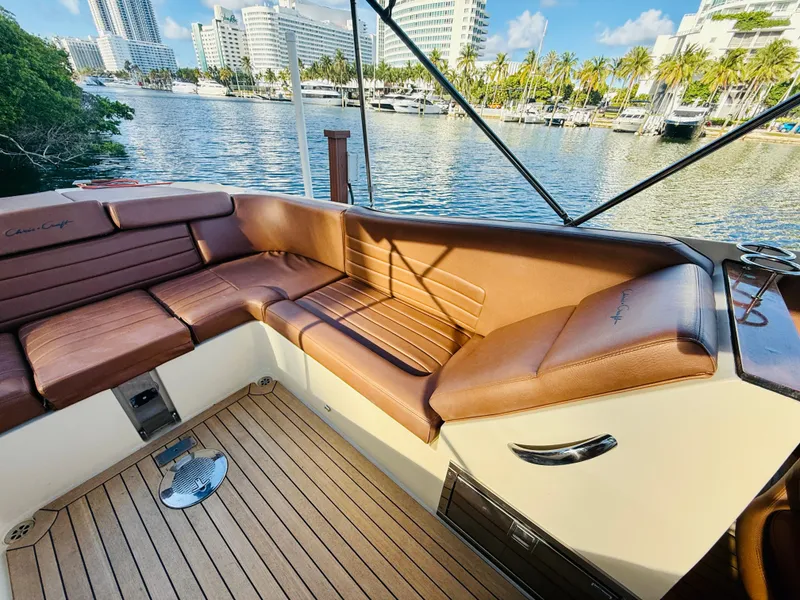 Slide: The Image of Chris-Craft Launch 32 2015 - 51
