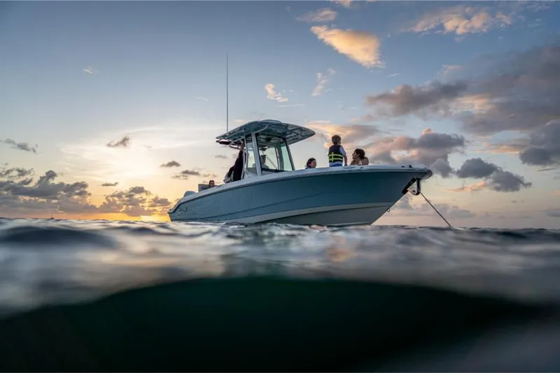 Slide: The Image of 2023-Boston-Whaler-280-Dauntless-MarineMax - 10
