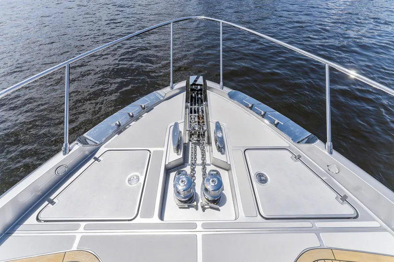 Slide: The Image of Riva 88' Folgore 2022 on calm water, bow view. - 21