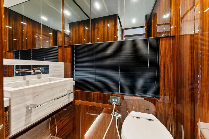 Slide: The Image of Riva 88' Folgore 2022 - 73
