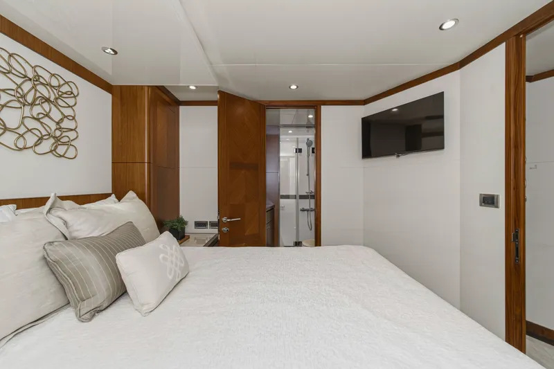 Slide: The Image of Ocean Alexander 90 Skylounge Motoryacht 2015 - 104