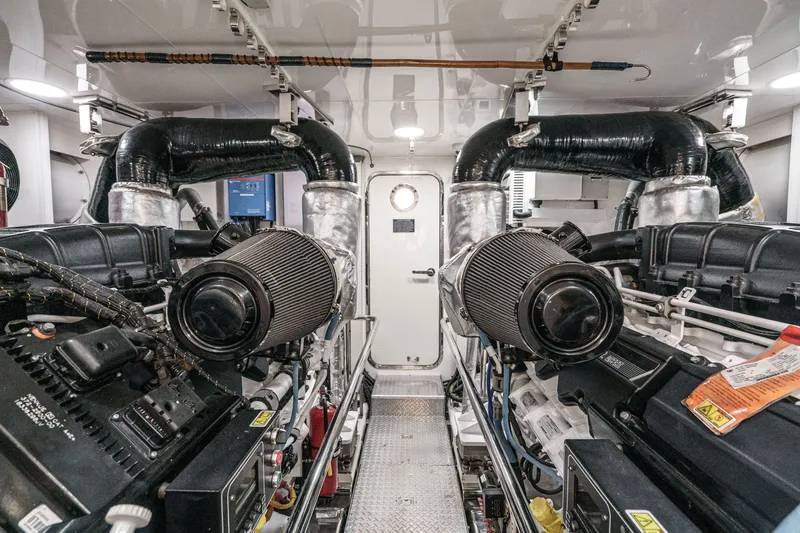 Slide: The Image of Ocean Alexander 90 Skylounge Motoryacht 2015 - 115