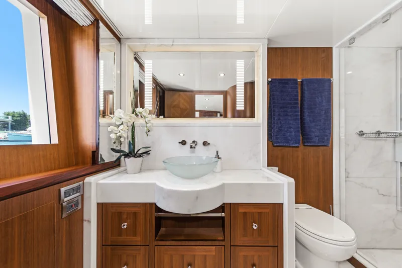 Slide: The Image of Ocean Alexander 90 Skylounge Motoryacht 2015 - 88