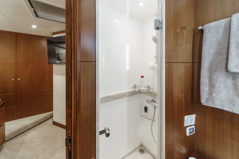 Slide: The Image of Ocean Alexander 90 Skylounge Motoryacht 2015 - 97