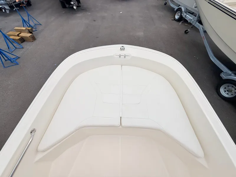 Slide: The Image of Boston Whaler 160 Super Sport 2027 - 33
