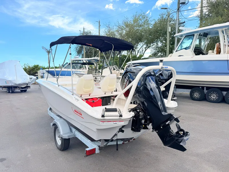 Slide: The Image of Boston Whaler 160 Super Sport 2027 - 11