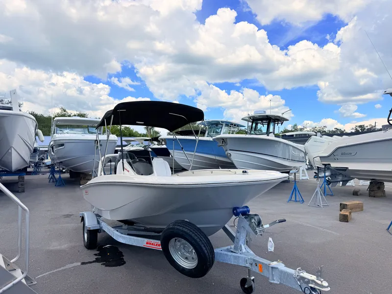 Slide: The Image of Boston Whaler 160 Super Sport 2027 - 4