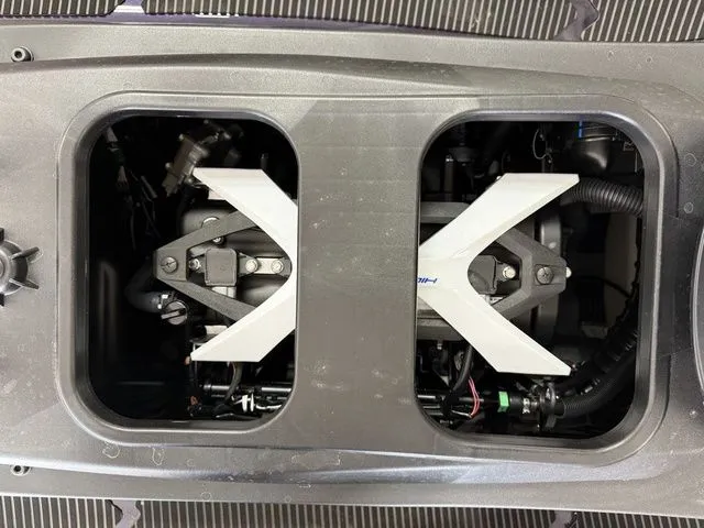 Slide: The Image of Yamaha VX Cruiser HO 2026 - 20
