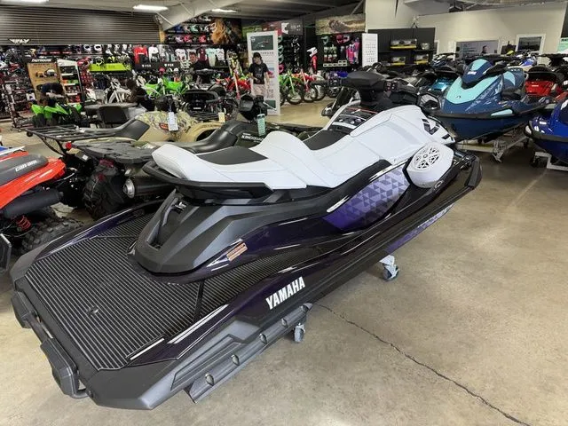 Slide: The Image of Yamaha VX Cruiser HO 2026 - 6