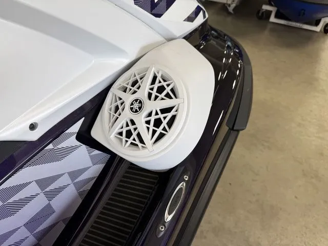 Slide: The Image of Yamaha VX Cruiser HO 2026 - 17