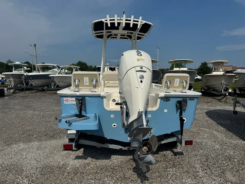 Slide: The Image of Boston Whaler 190 Montauk 2027 - 6