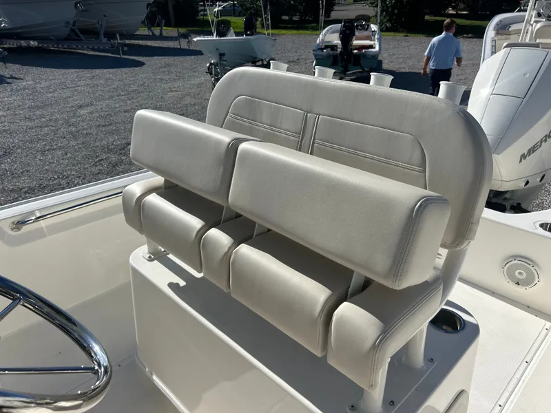 Slide: The Image of Boston Whaler 210 Montauk 2027 - 18
