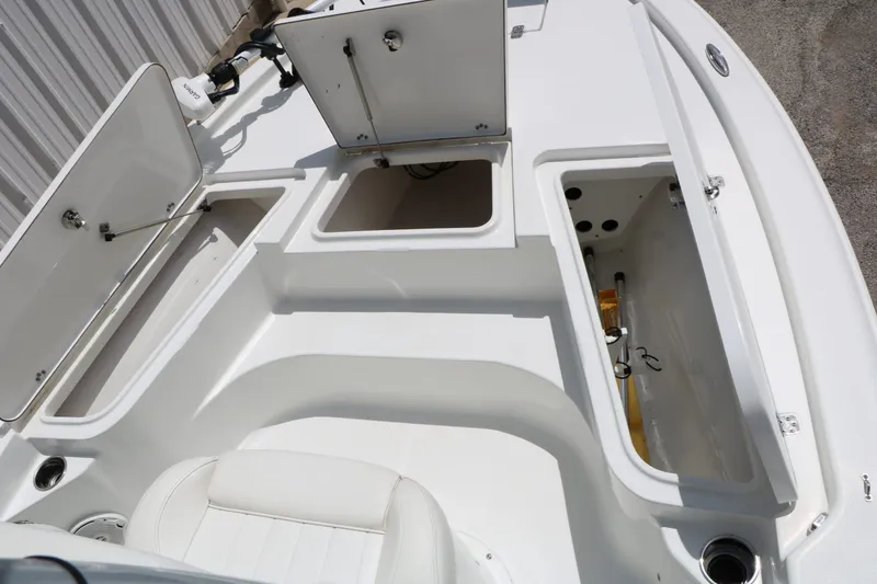 Slide: The Image of Sea Hunt BX20BR 2018 - 31