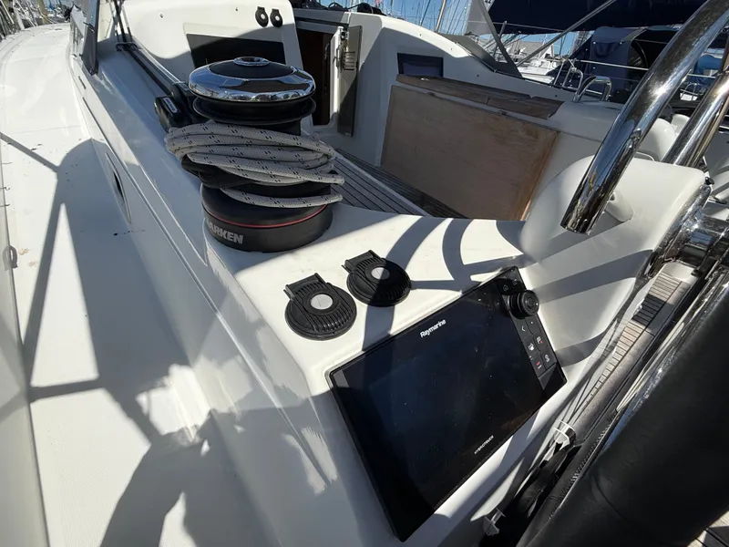 Slide: The Image of Jeanneau Sun Odyssey 410 cockpit with navigation system, 2023 model. - 12