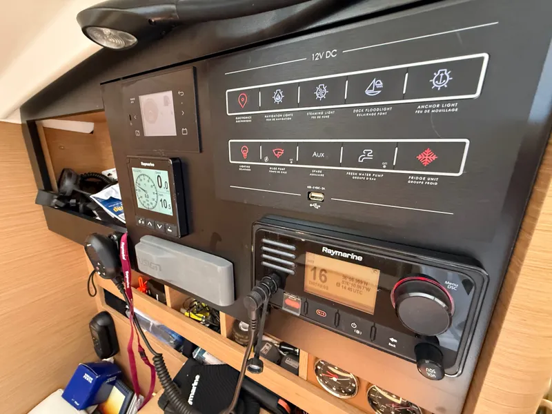 Slide: The Image of Control panel of Jeanneau Sun Odyssey 410, 2023 model. - 32