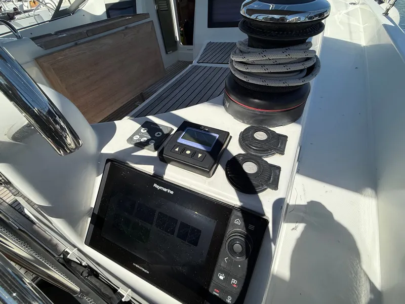 Slide: The Image of Jeanneau Sun Odyssey 410, 2023 cockpit with Raymarine navigation system. - 8
