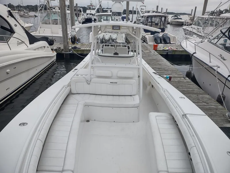 Slide: The Image of Regulator Marine 34SS 2012 - 11