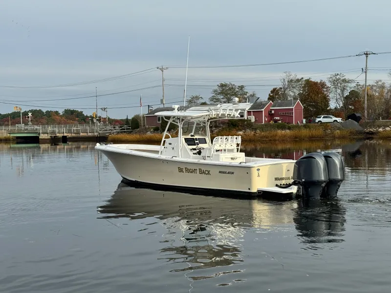 Slide: The Image of Regulator Marine 34SS 2012 - 6