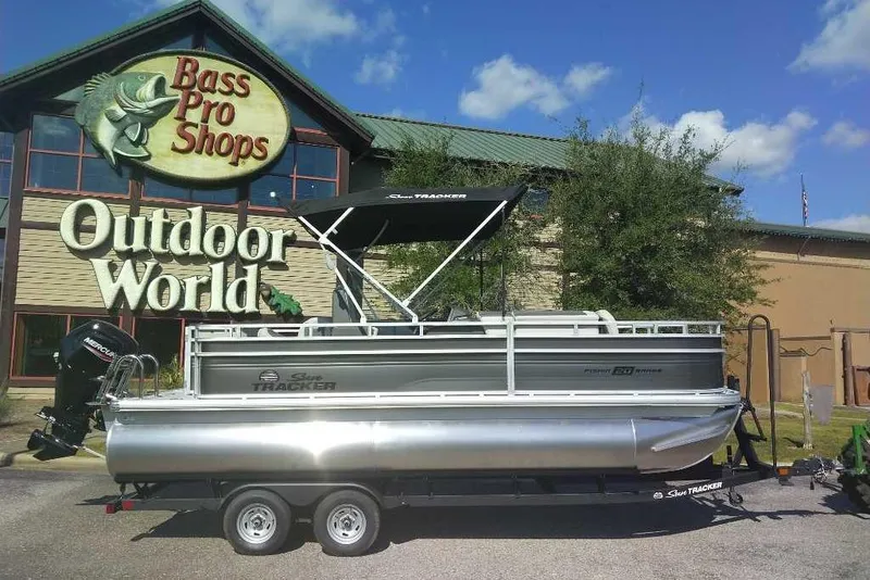 Slide: The Image of Sun Tracker Fishin' Barge 20 DLX 2026 - 15