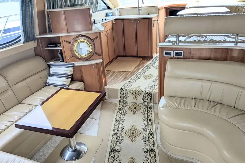 Slide: The Image of Interior of a 2004 Meridian 411 Sedan yacht. - 18
