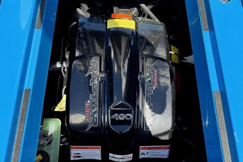 Slide: The Image of 2022 Moomba Kaiyen engine, Raptor 400, detailed view. - 13