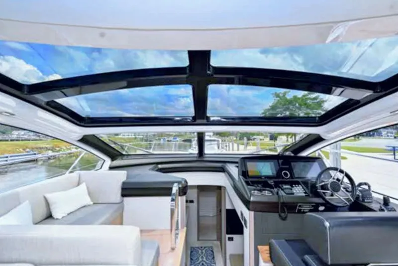 Slide: The Image of Interior of a 2019 Sunseeker Predator 50 yacht. - 19