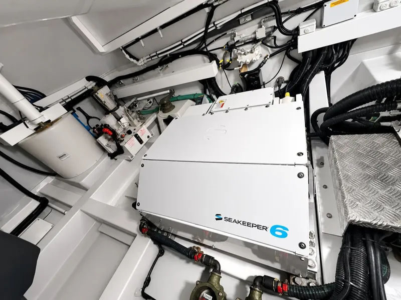 Slide: The Image of Sunseeker Predator 50 2019 - 42