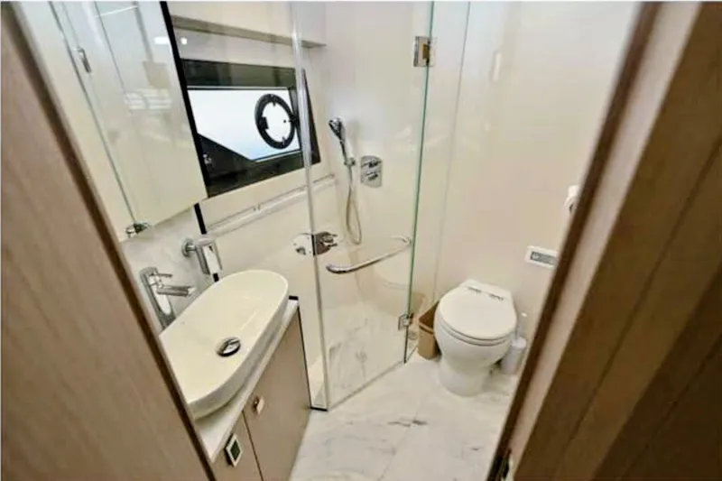 Slide: The Image of Luxurious bathroom on a 2019 Sunseeker Predator 50 yacht. - 37