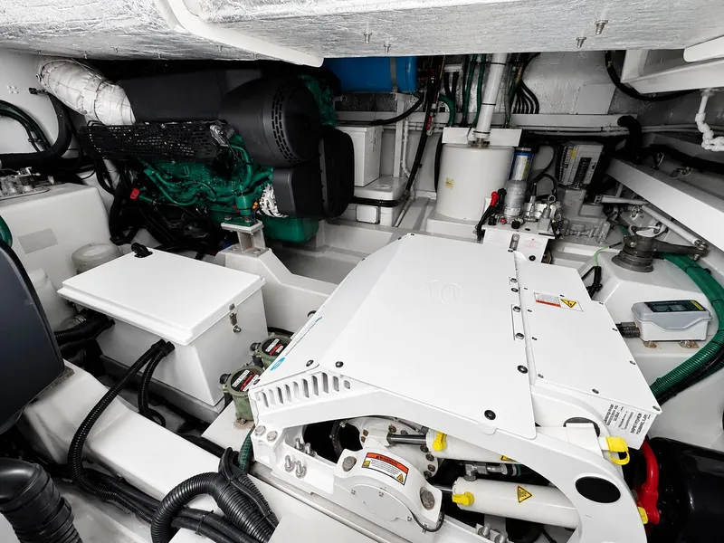 Slide: The Image of Sunseeker Predator 50 2019 - 44