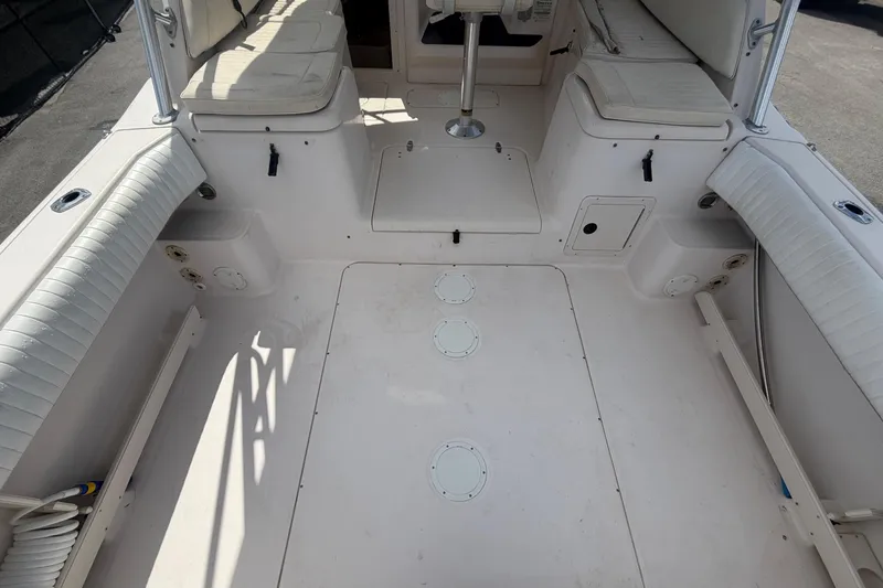 Slide: The Image of Interior of a 2000 Grady-White Express 265 boat. - 16