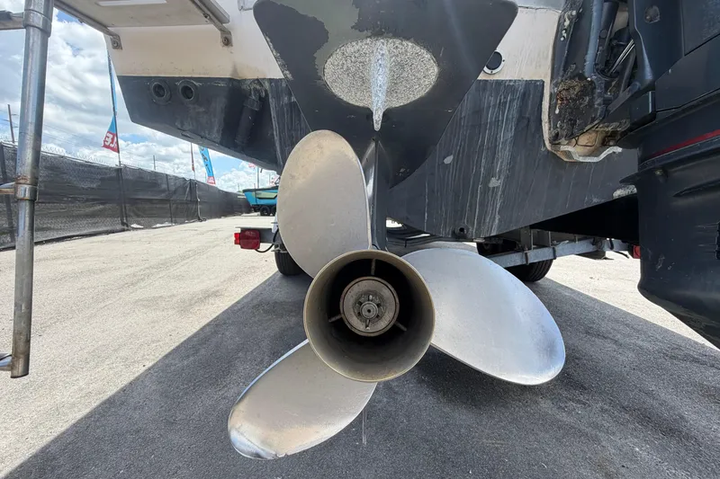 Slide: The Image of Propeller of a 2000 Grady-White Express 265 boat on a trailer. - 7