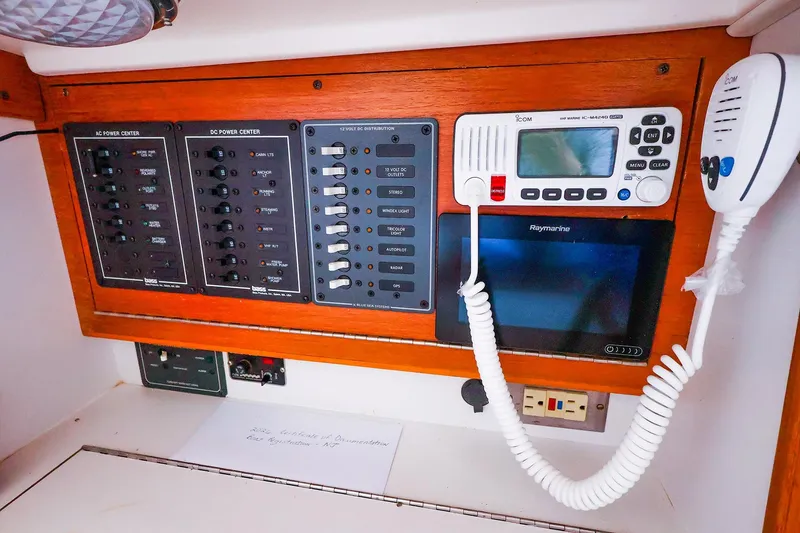 Slide: The Image of Control panel of a 2001 J Boats J/32 sailboat with navigation and communication equipment. - 36
