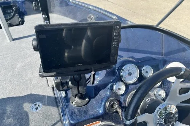 Slide: The Image of Dashboard of 2026 Nitro ZV19 Sport Pro boat with navigation system and gauges. - 18
