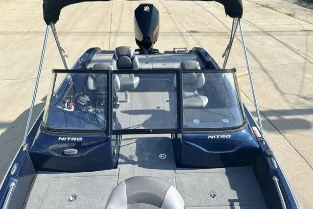 Slide: The Image of 2026 Nitro ZV19 Sport Pro boat with sleek design and spacious seating. - 4