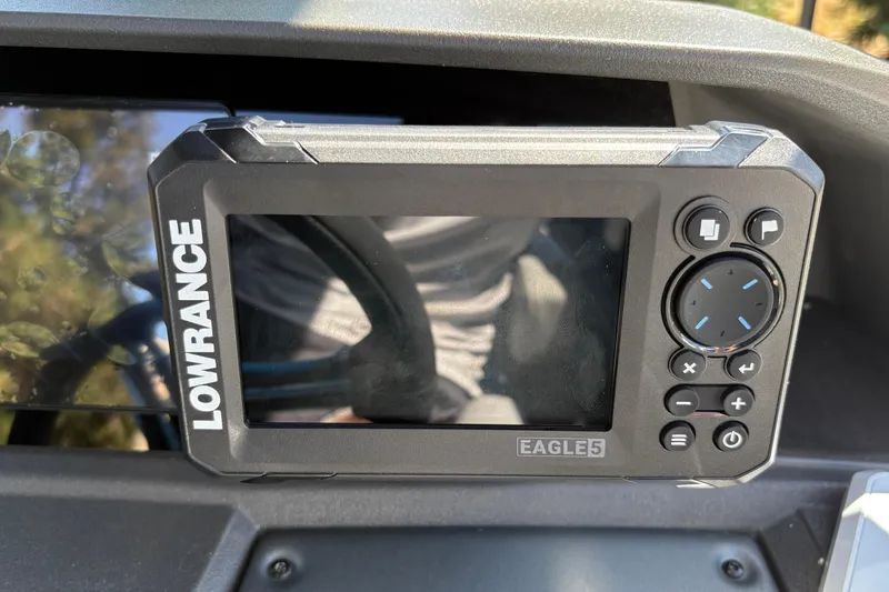 Slide: The Image of Lowrance Eagle 5 fishfinder on 2026 Sun Tracker Sportfish 24 XP3 dashboard. - 40