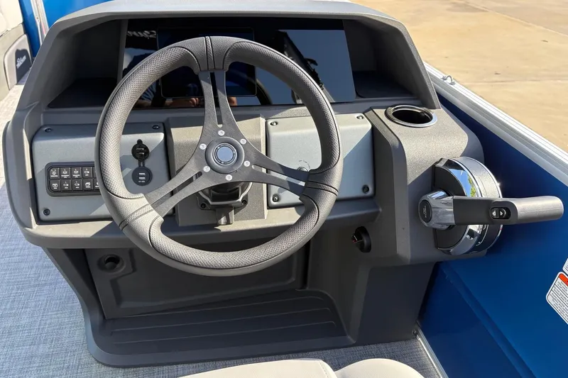 Slide: The Image of Steering console of 2026 Sun Tracker Party Barge 20 DLX pontoon boat. - 4