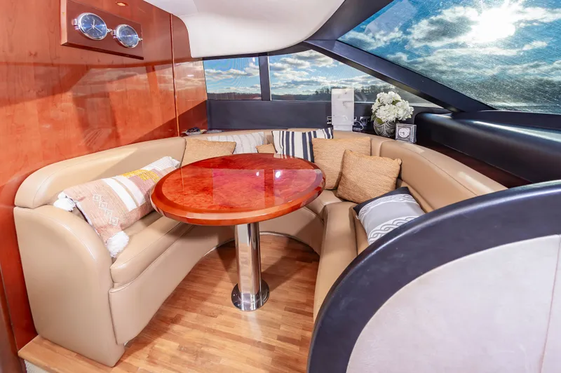 Slide: The Image of Luxurious interior of the 2006 Princess 75 Motor Yacht. - 42