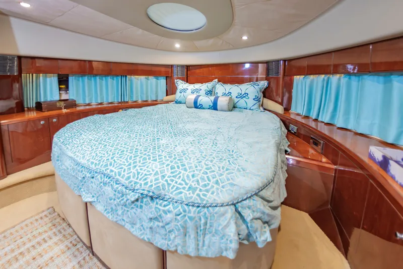 Slide: The Image of Princess 75 Motor Yacht 2006 - 80