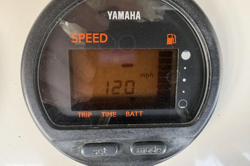 Slide: The Image of Yamaha speedometer displaying 120 mph on a 2007 Edgewater 188CC boat. - 9